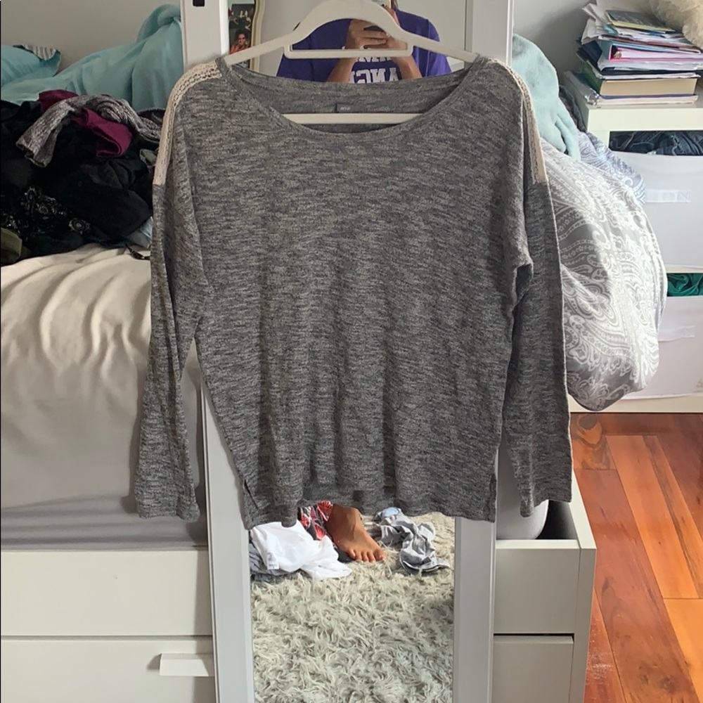 Grey sweater